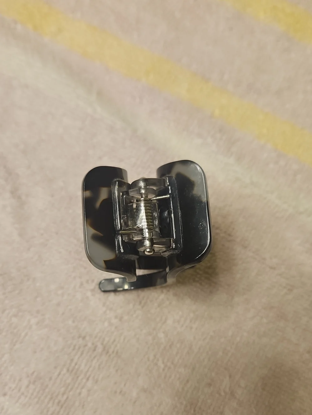 Lululemon Hair Claw Small